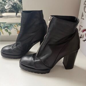 Zara Trafaluc Black Leather Zippered 3.5'' Heel Moto Ankle Boots